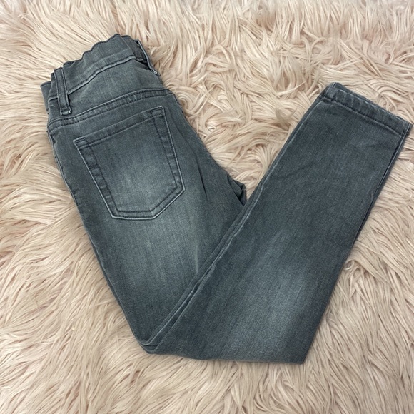 Gravity Skinny Jeans/Jegging - Picture 4 of 5